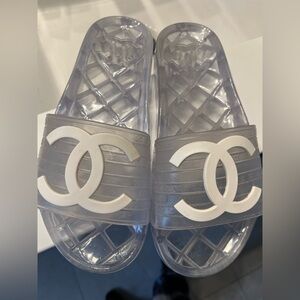 Chanel Clear 2019 Interlocking CC Logo Slides IT 37